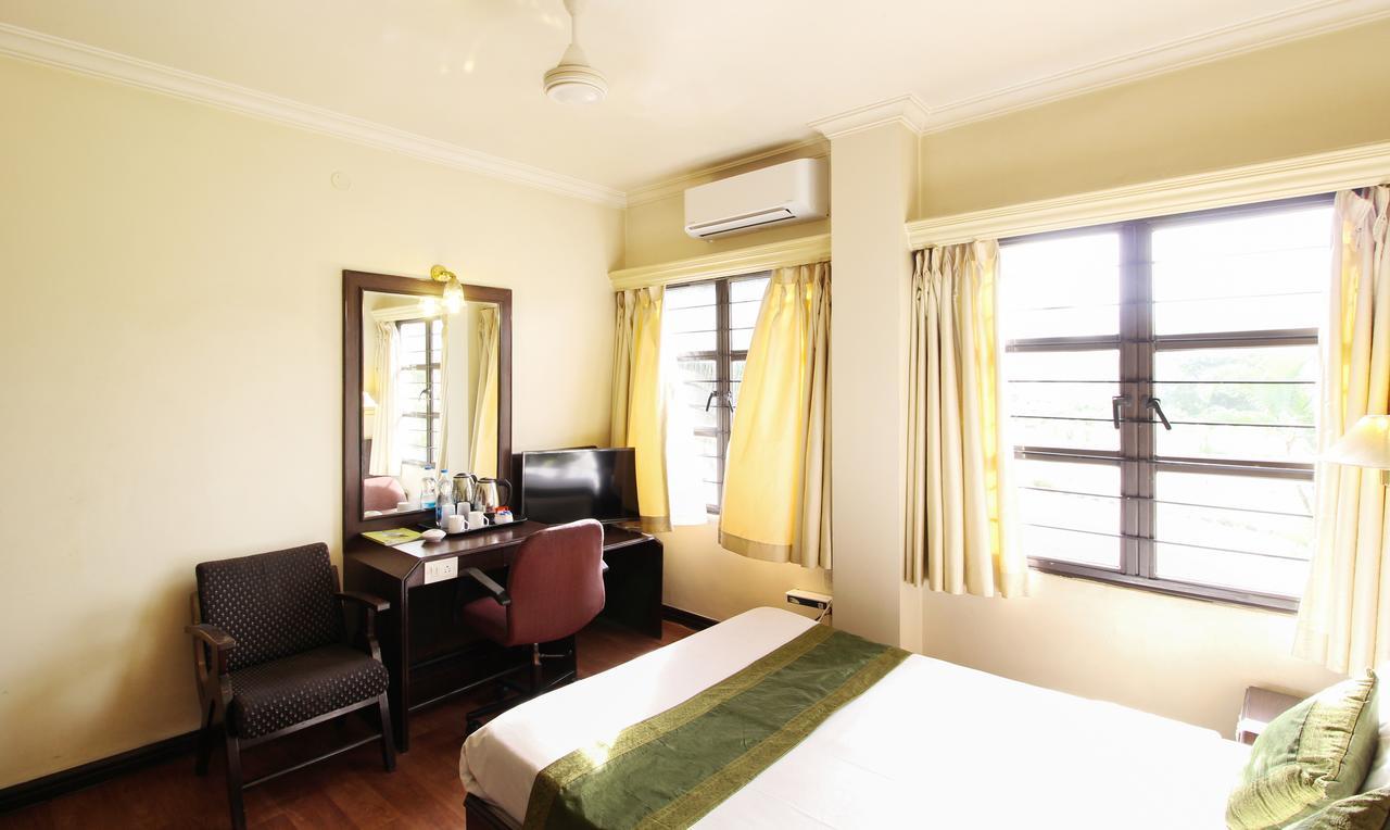 Treebo Trend Royal Inn Mysore Esterno foto