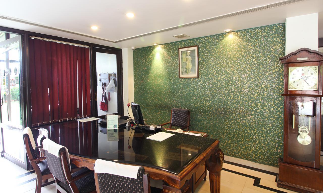 Treebo Trend Royal Inn Mysore Esterno foto