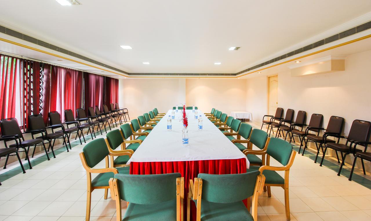 Treebo Trend Royal Inn Mysore Esterno foto