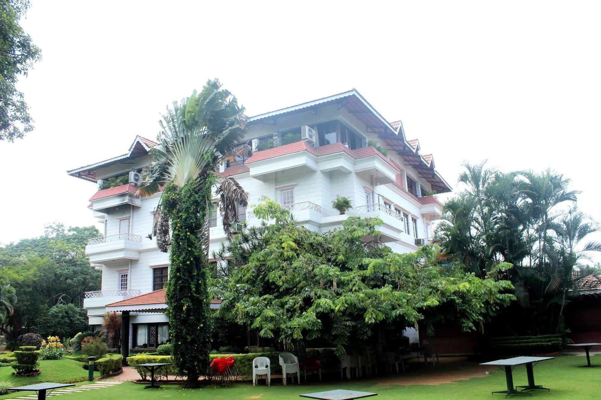 Treebo Trend Royal Inn Mysore Esterno foto