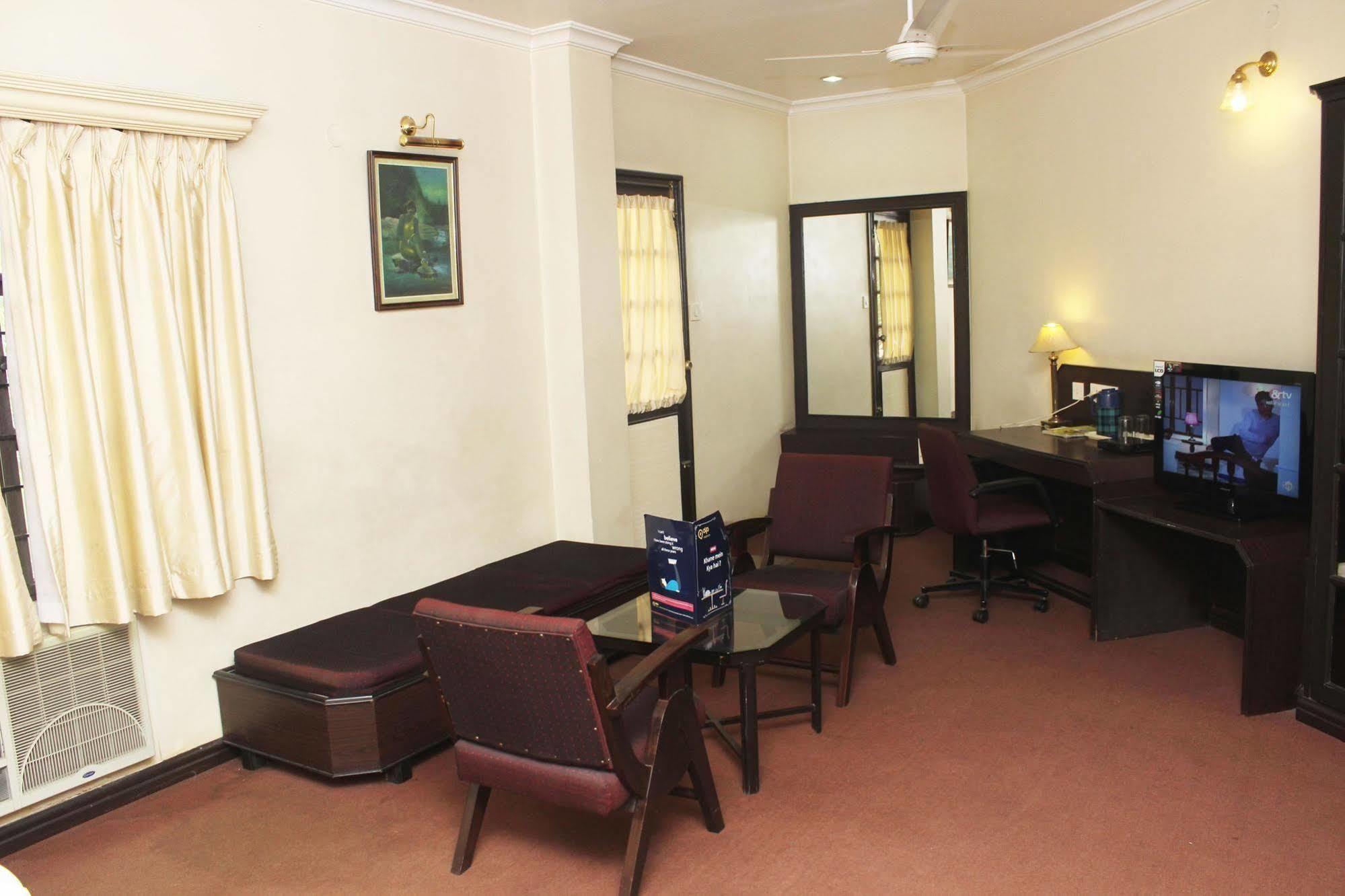 Treebo Trend Royal Inn Mysore Esterno foto